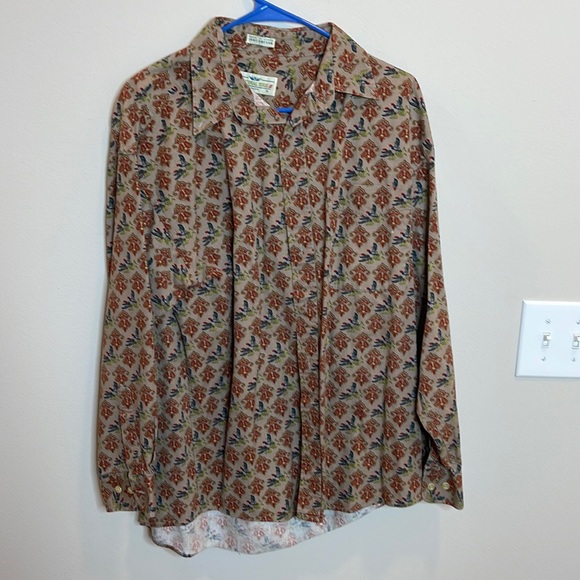 Other - Vintage Duck Print Button Down Size L